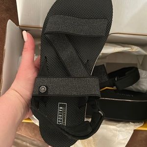 Yellow box sandals